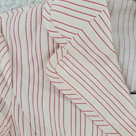 BCBG Blazer Skirt Textured Stripe Beige Red US M Chinese Sz 67-96 New New w/ Tag - Picture 13 of 15